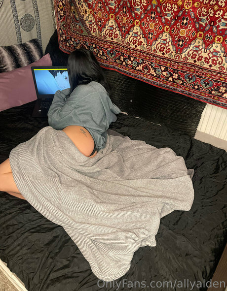 allyalden nudes star picture