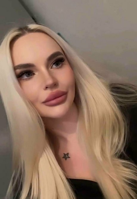 misss sandra vip pornstar nudes gallery