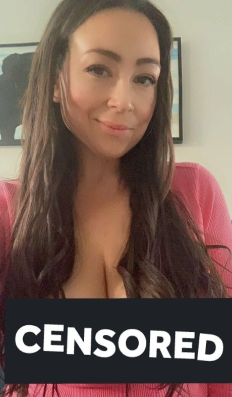 Sundressesandglasses free model pictures