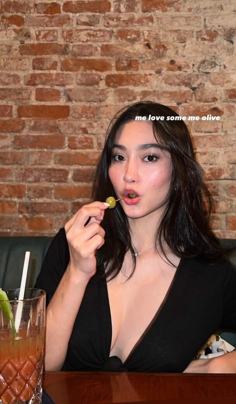 salysaouk pornstar art gallery