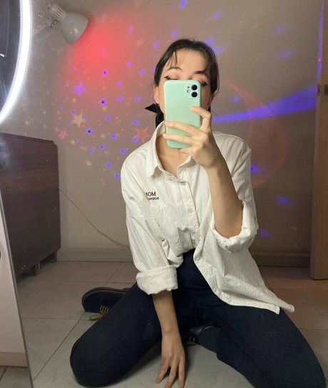 Gil Liany pornographic model photos