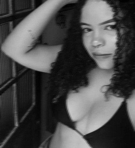 Gabriele Antonia art model img