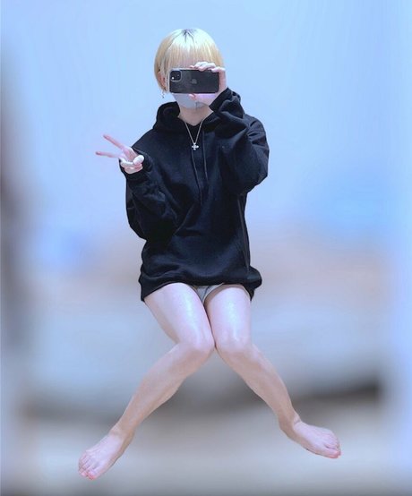 luna krkr19 star sexy images