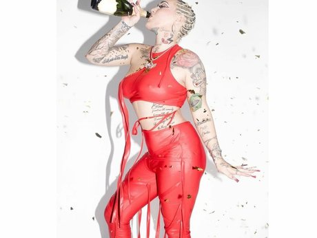 therealroyalskye porn model image