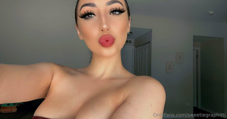 sweetiegraphitti pornstar naked pics