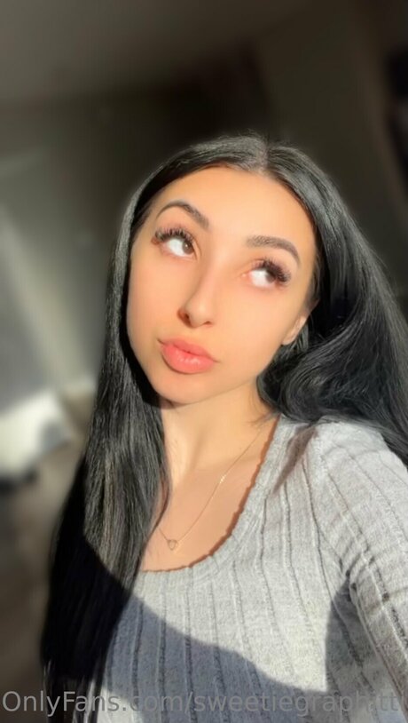 sweetiegraphitti model exclusive pictures