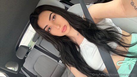 sweetiegraphitti hot pornstar photos