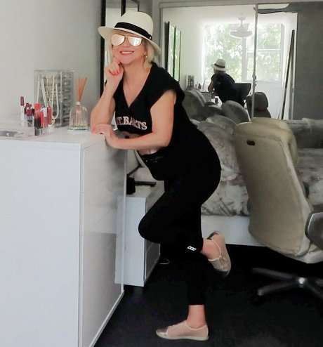 joannamercury hot model photo