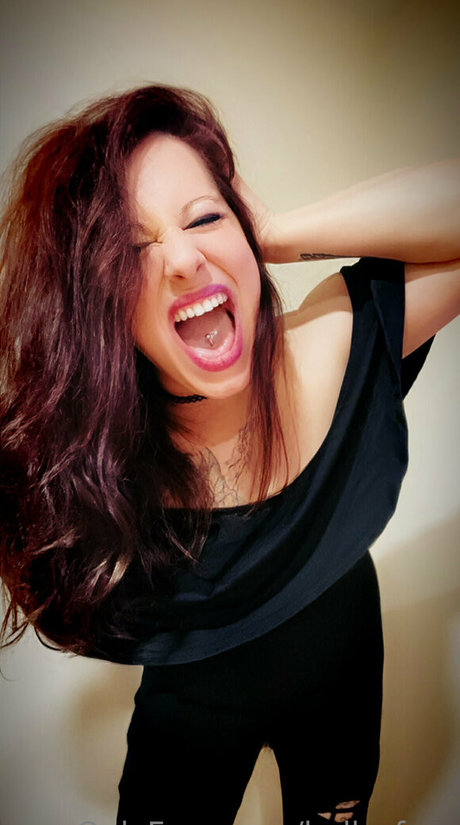 hollyfree nudes model picture