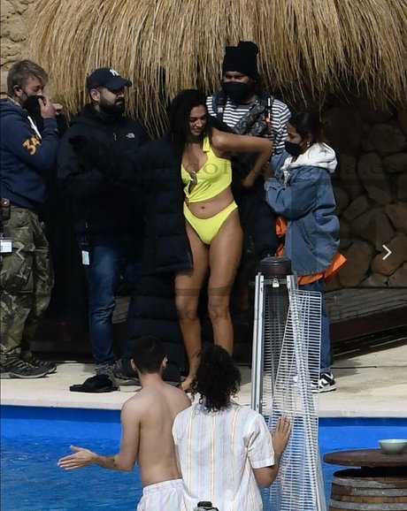 Deepika Padukone pornstar hd pictures