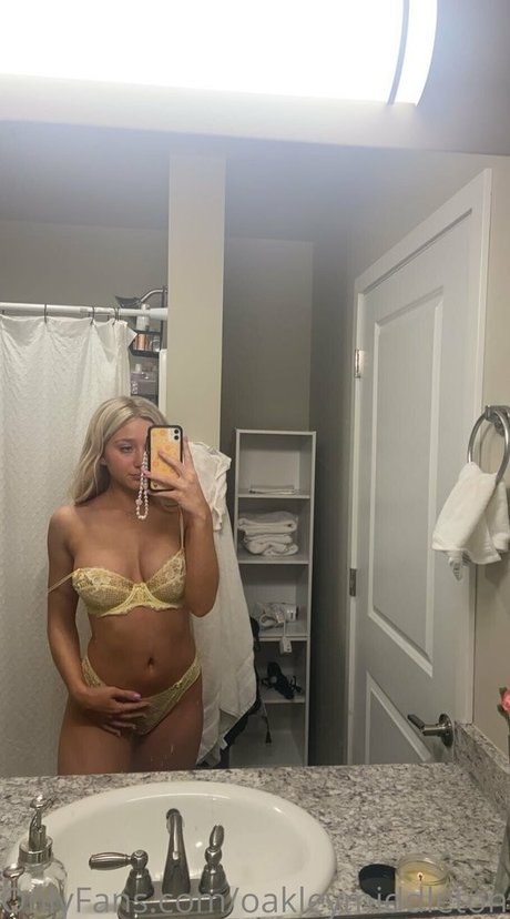 brookebaden model erotic pictures