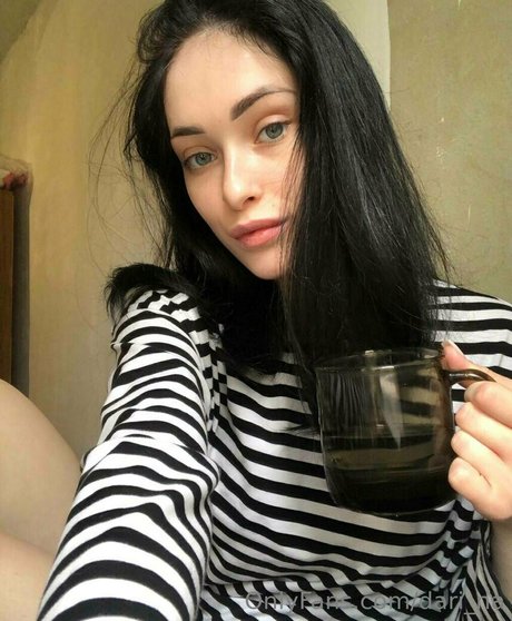 monicawollf beautiful star archive