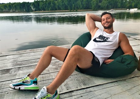 marius94 naked pornstar gallery