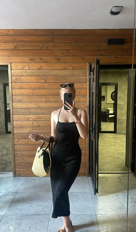 ashley boob star pornographic pic