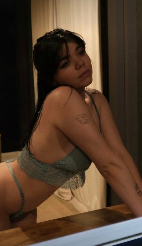 Nikki Natural pornstar best pics