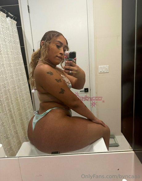 baddiebby123 pornstar photo