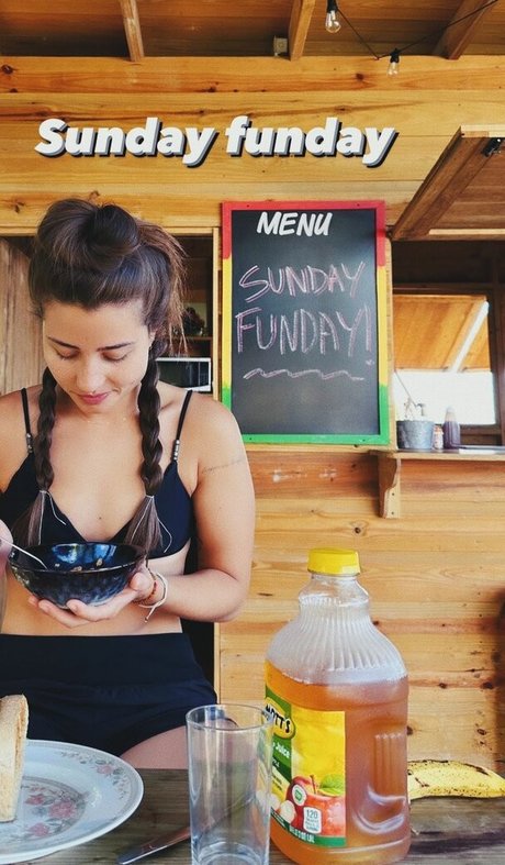 Luana Maluf star art image