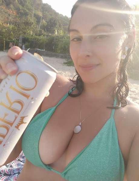 Elis Bondim xxx pornstar gallery