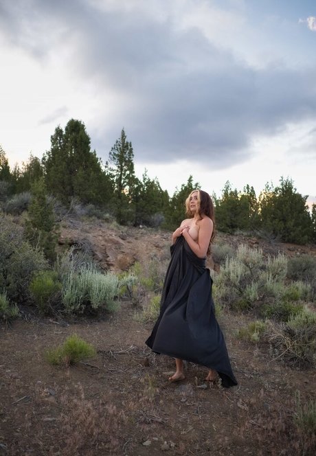 dianaoftherose star erotic photo