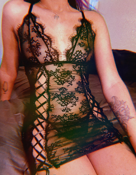 thetinygoddess nudes model pic