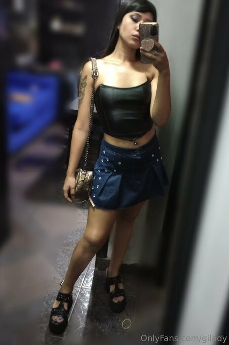 gilady pornstar naked picture