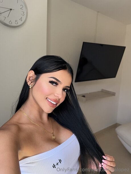 iamcamillalopez star top gallery