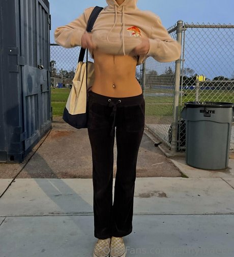 jennymaeee naked model img