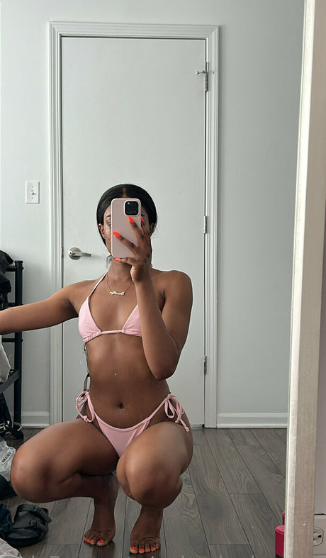 unboxingbrandy model pretty pic