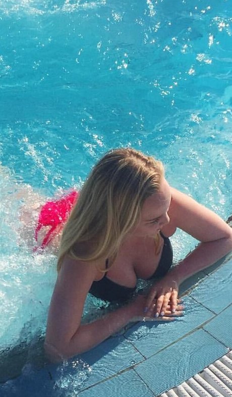 Essi Kaappola exclusive pornstar photos