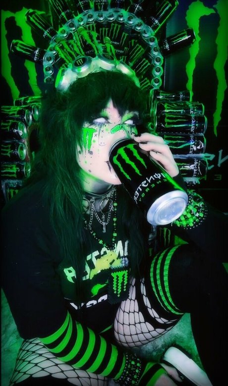 GhostPandaXD star free pics