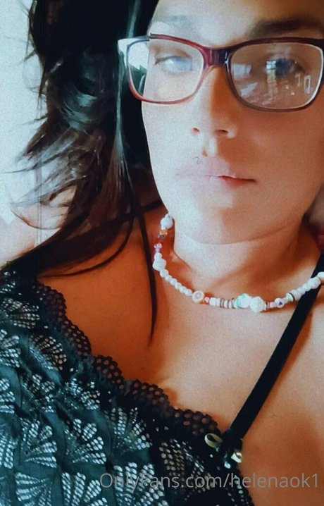 helenaok1 model pornographic photos