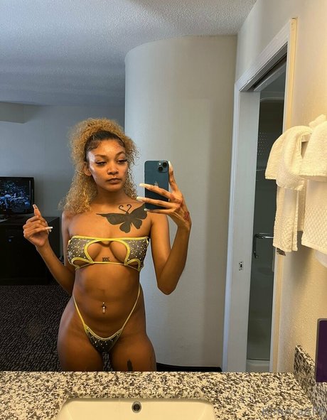 kimoraworldwide star nudes image