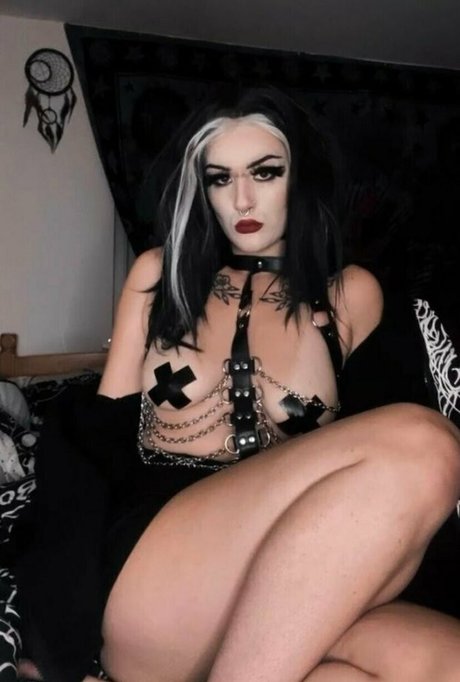 horror wh4re exclusive pornstar photo