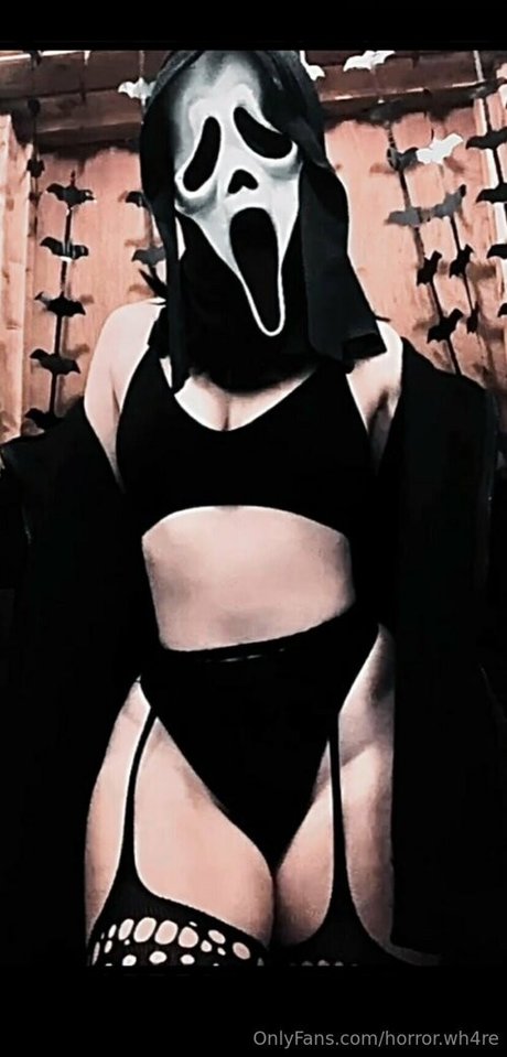 horror wh4re hot star pics