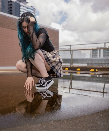 Moo Smith model free pic