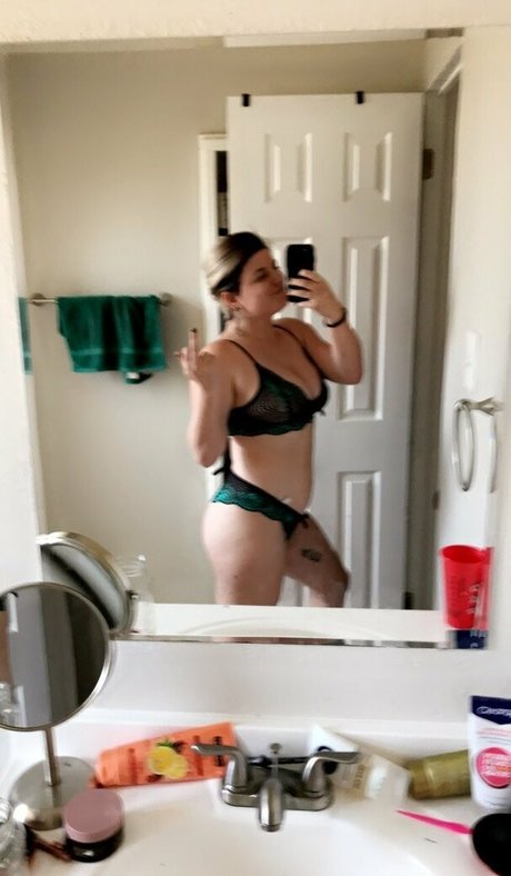 sxtstonerb1tch sex actress galleries