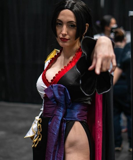 Glory Lamothe top star pics