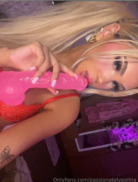 pinkprincesspolina star high quality photo