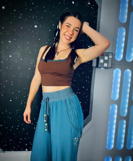 Chanelrenee xo nudes model gallery