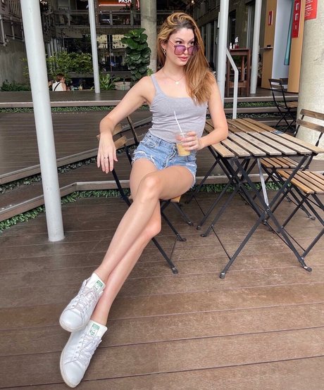 Kimberly Apasara Thomas pretty star gallery