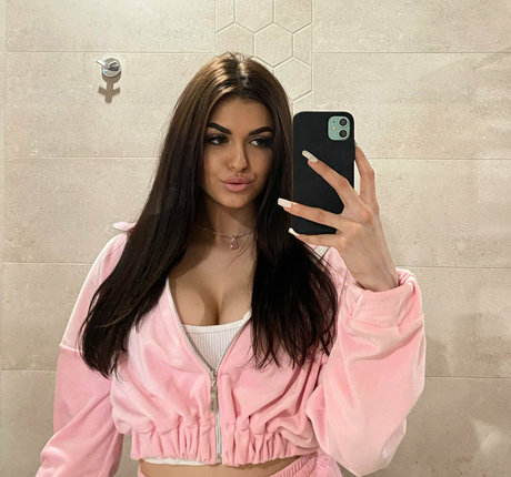 aliia fairy hot actress image