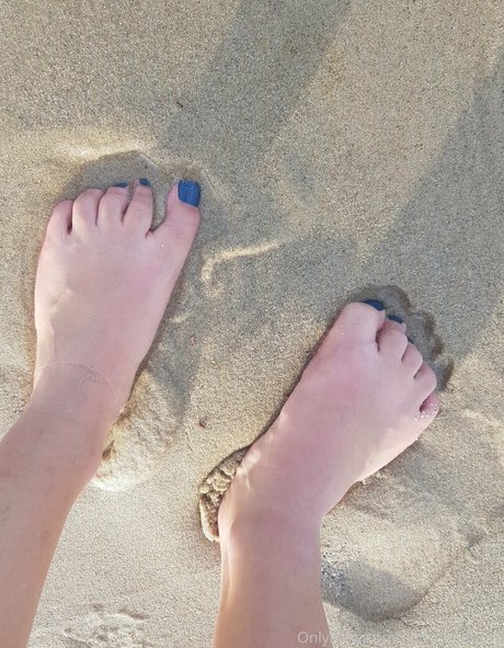 babylunafoot1 model sexy galleries