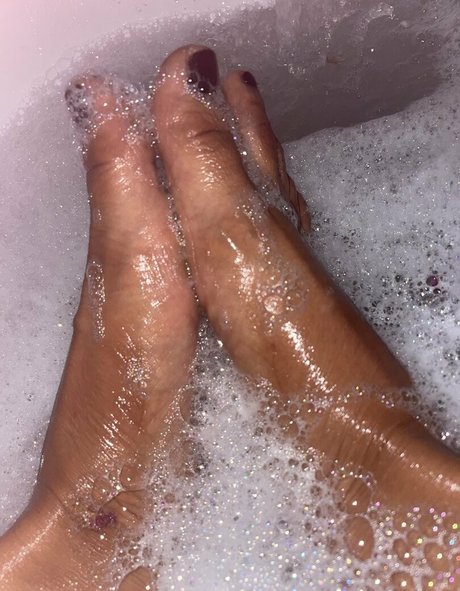 goddessvenus2u star exclusive image