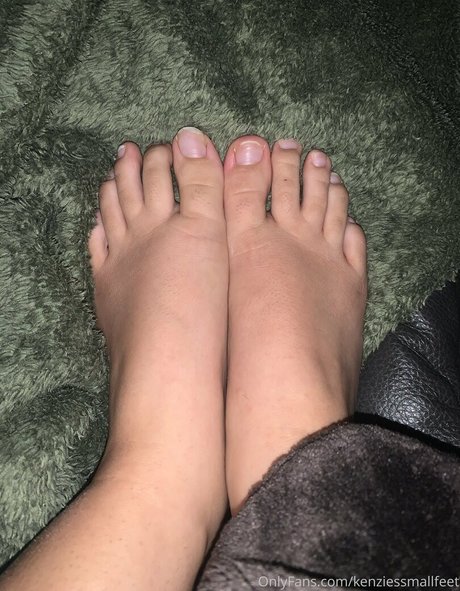 kenziessmallfeet top actress picture