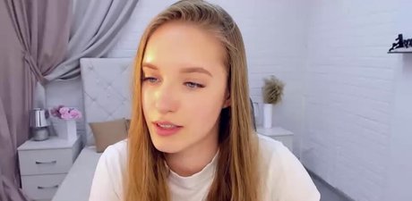 Evajuly pornographic star image