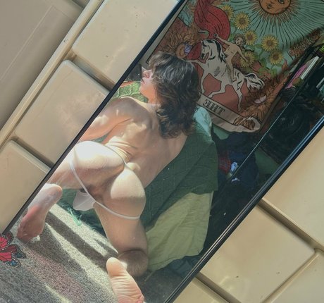 Ashton Twink best model picture