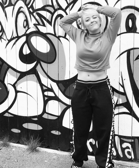 Meghan McCarthy sex star img