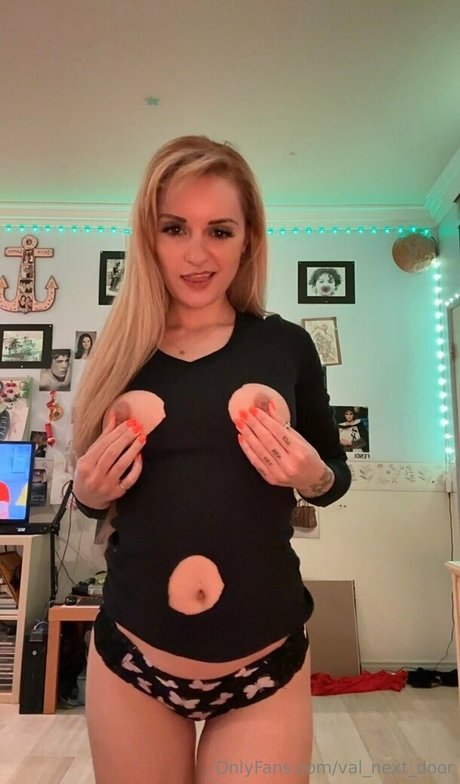 val next door sexy model pic