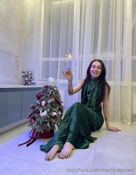 nastyabrown art model photos