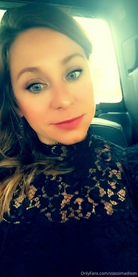 stassimadison sex model photos